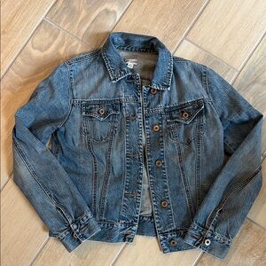Gap Classic Denim Jacket size medium
